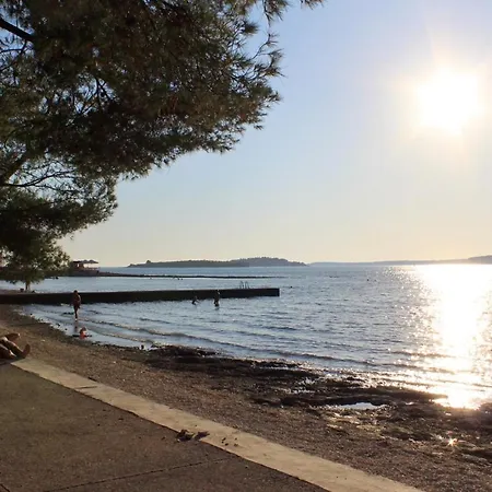 Valbandon 7296b Appartement *